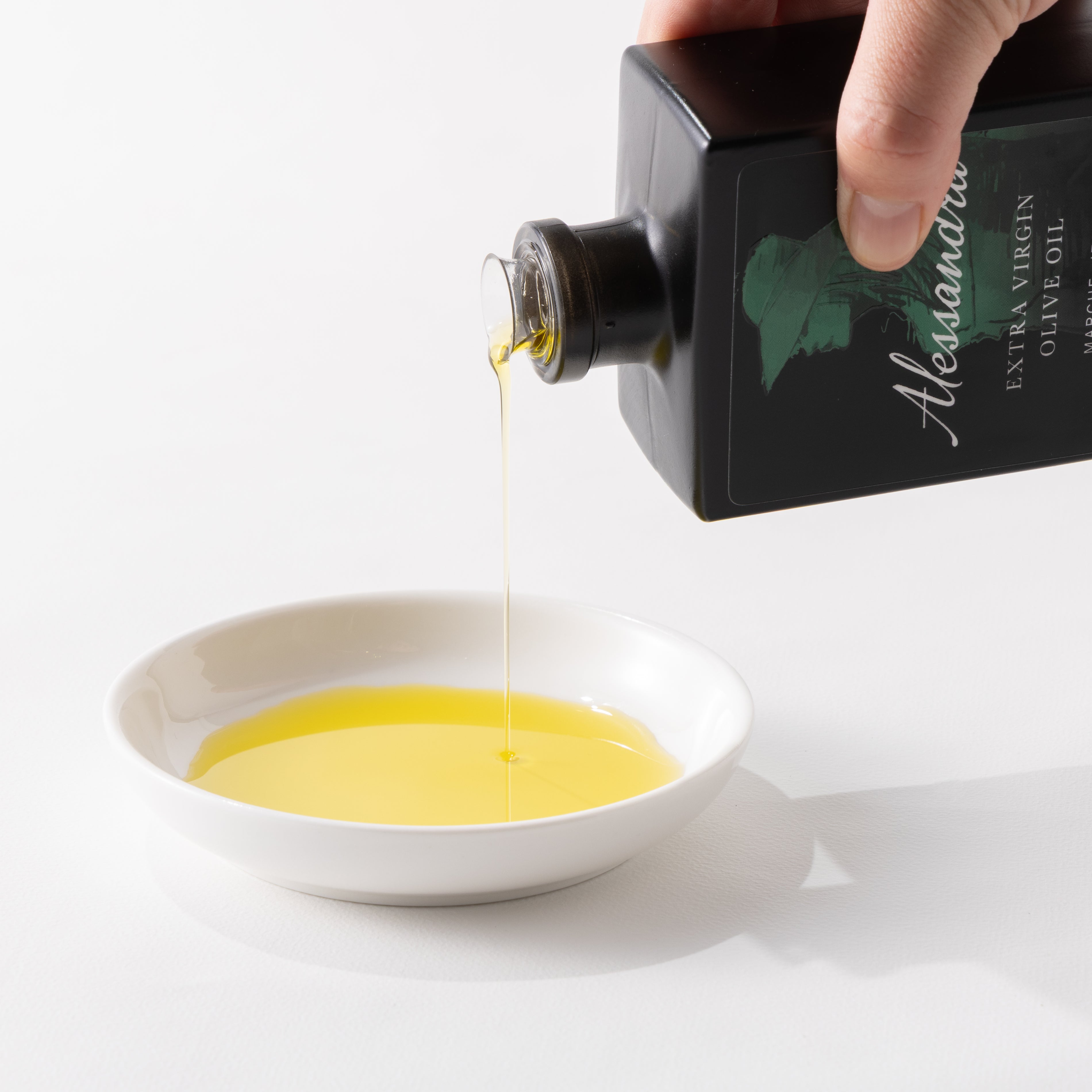 Alessandra Extra Virgin Olive Oil アレッサンドラ エクストラバージン オリーブオイル
