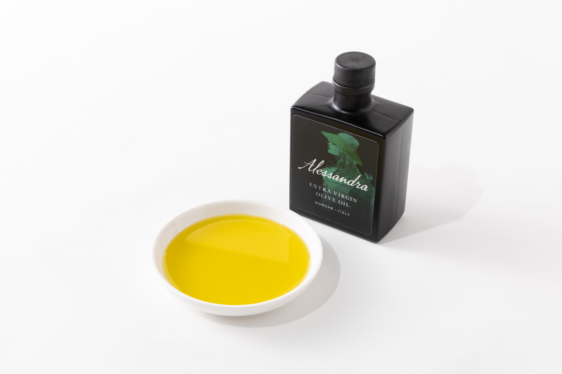 Alessandra Extra Virgin Olive Oil アレッサンドラ エクストラバージン オリーブオイル